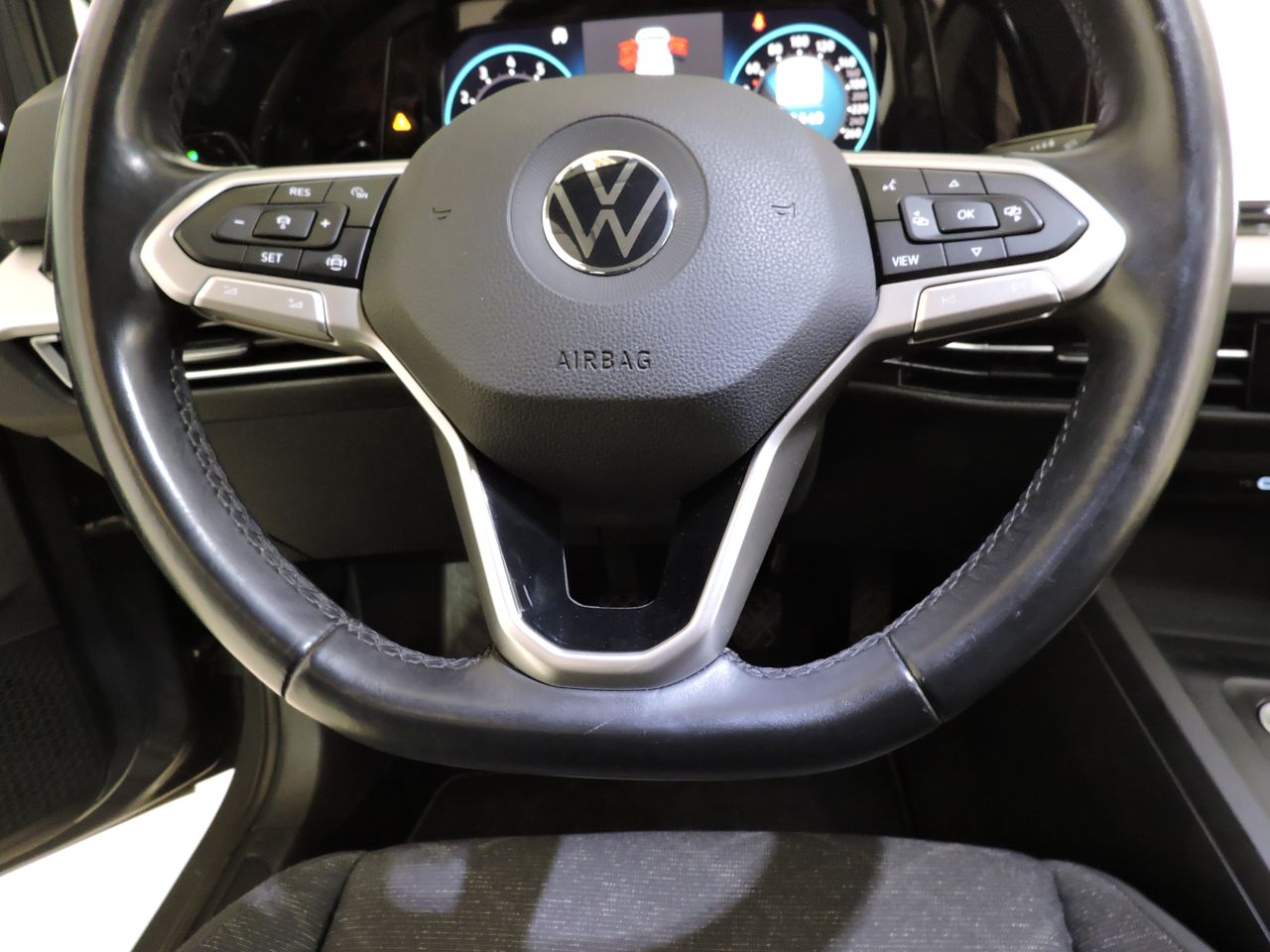 Volkswagen Golf VIII 1.5 TSI 130cv Life 5p - Foto 11