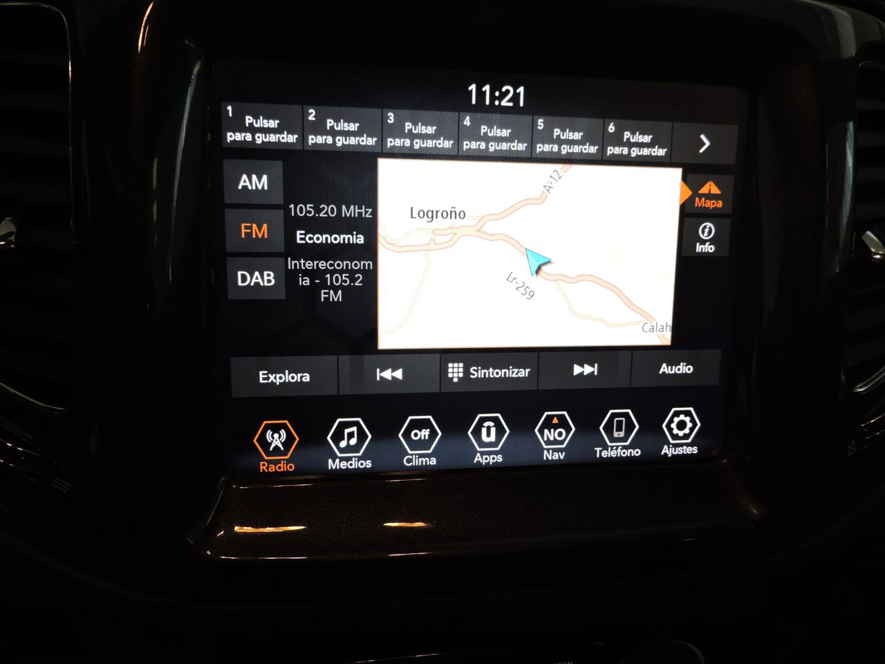 Jeep Compass 1.3 PHEV Limited 4xe Aut. - Foto 13