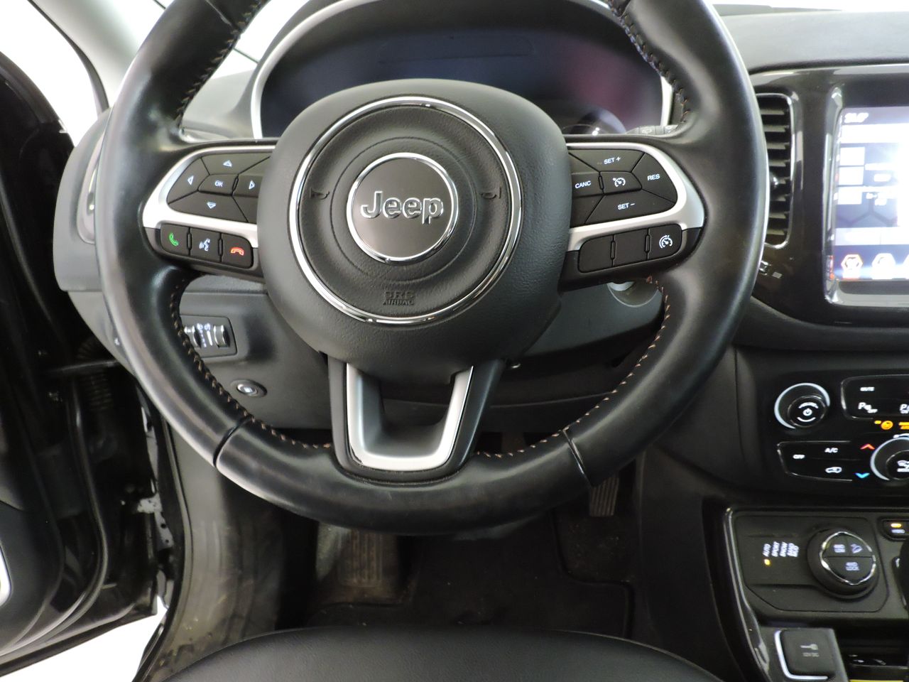 Jeep Compass JEEP Compass 1.3 PHEV Limited 4x4 Aut. - Foto 9