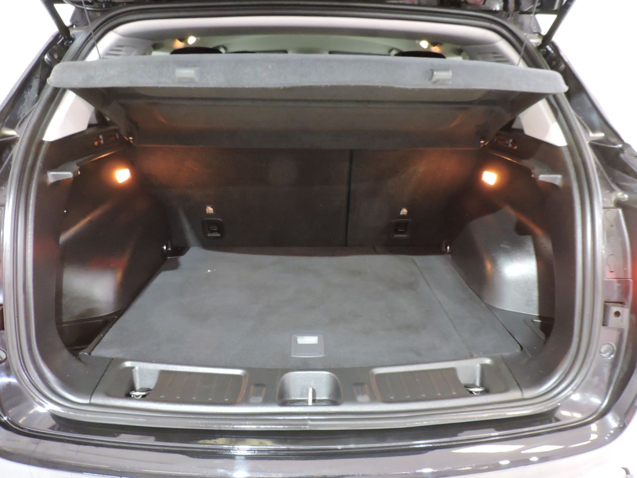 Jeep Compass 1.3 PHEV Limited 4xe Aut. - Foto 15