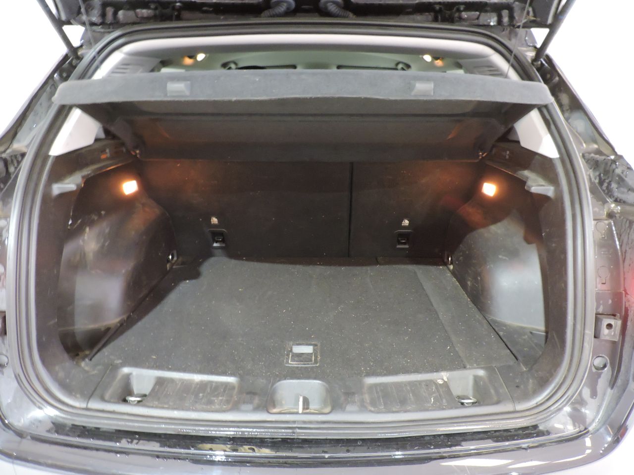 Jeep Compass JEEP Compass 1.3 PHEV Limited 4x4 Aut. - Foto 16