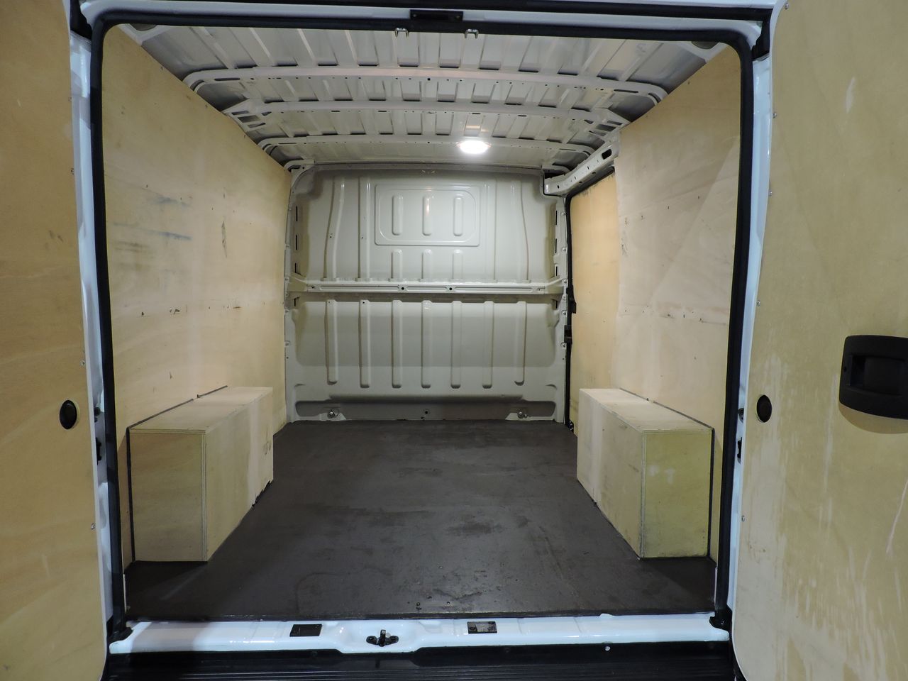 Citroën Jumper FG 30 L1H1 BlueHDi 120 S&S BVM6 Driver - Foto 13