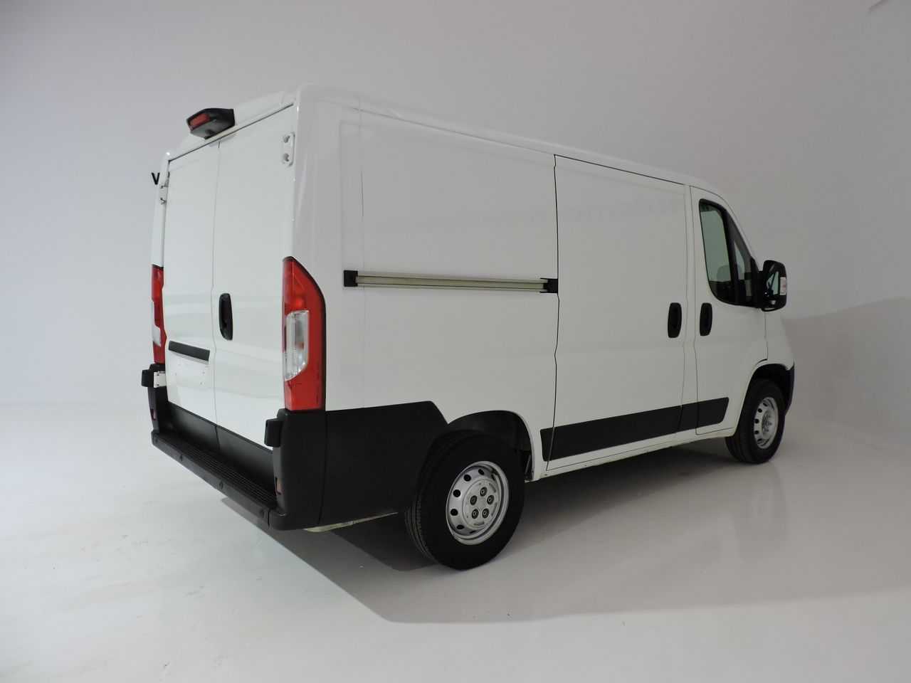 Citroën Jumper FG 30 L1H1 BlueHDi 120 S&S BVM6 Driver - Foto 5