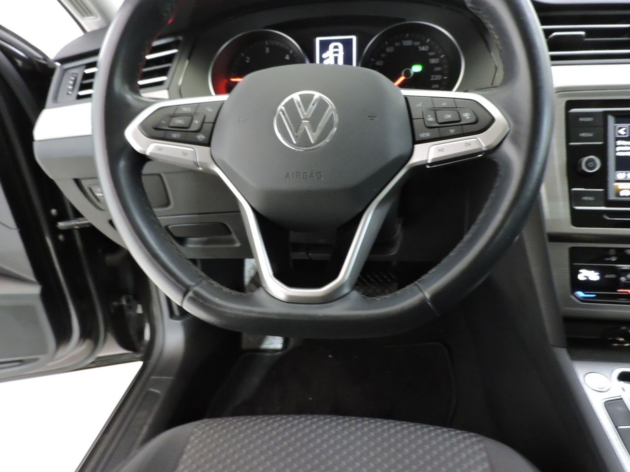 Volkswagen Passat Variant 2.0 TDI 90 kW (122 CV) DSG 7 vel. - Foto 9