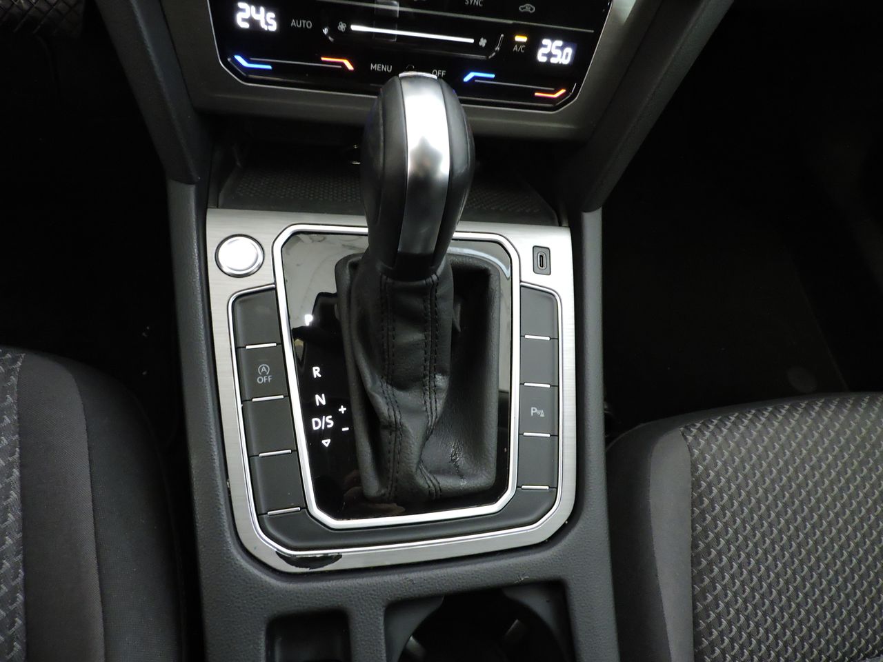 Volkswagen Passat Variant 2.0 TDI 90 kW (122 CV) DSG 7 vel. - Foto 11