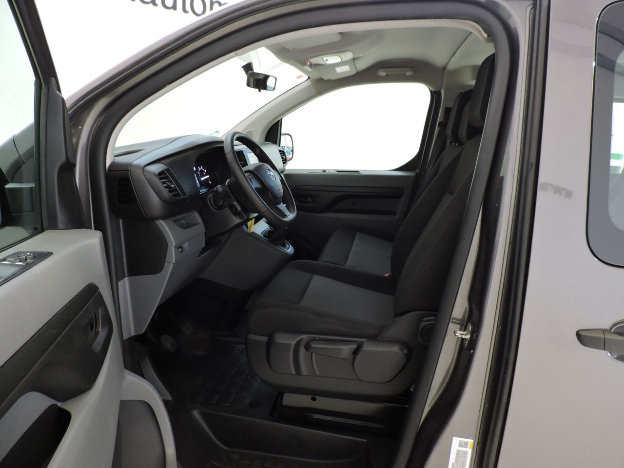 Opel Vivaro COMBI 1.5 DIESEL 88KW (120CV) M STD EXPRESS 9PLZ. - Foto 9