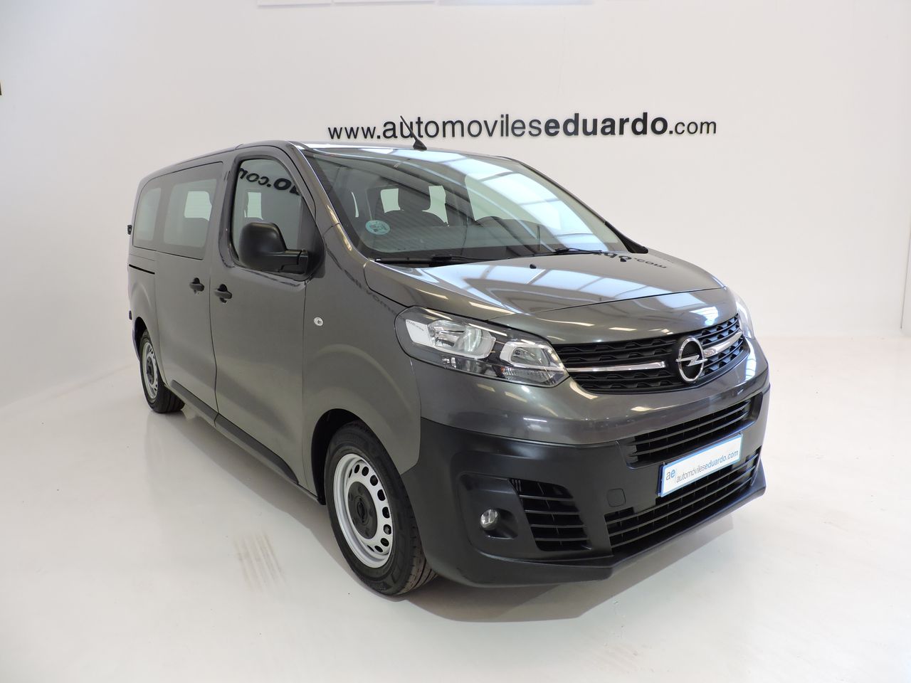 Opel Vivaro COMBI 1.5 DIESEL 88KW (120CV) M STD EXPRESS 9PLZ. - Foto 4