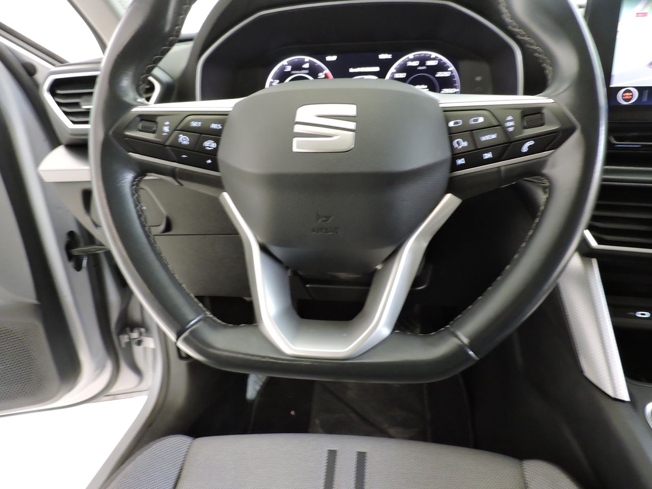 Seat Leon SPORTSTOURER  2.0 TDI 150 DSG S&S STYLE BUSINESS - Foto 12