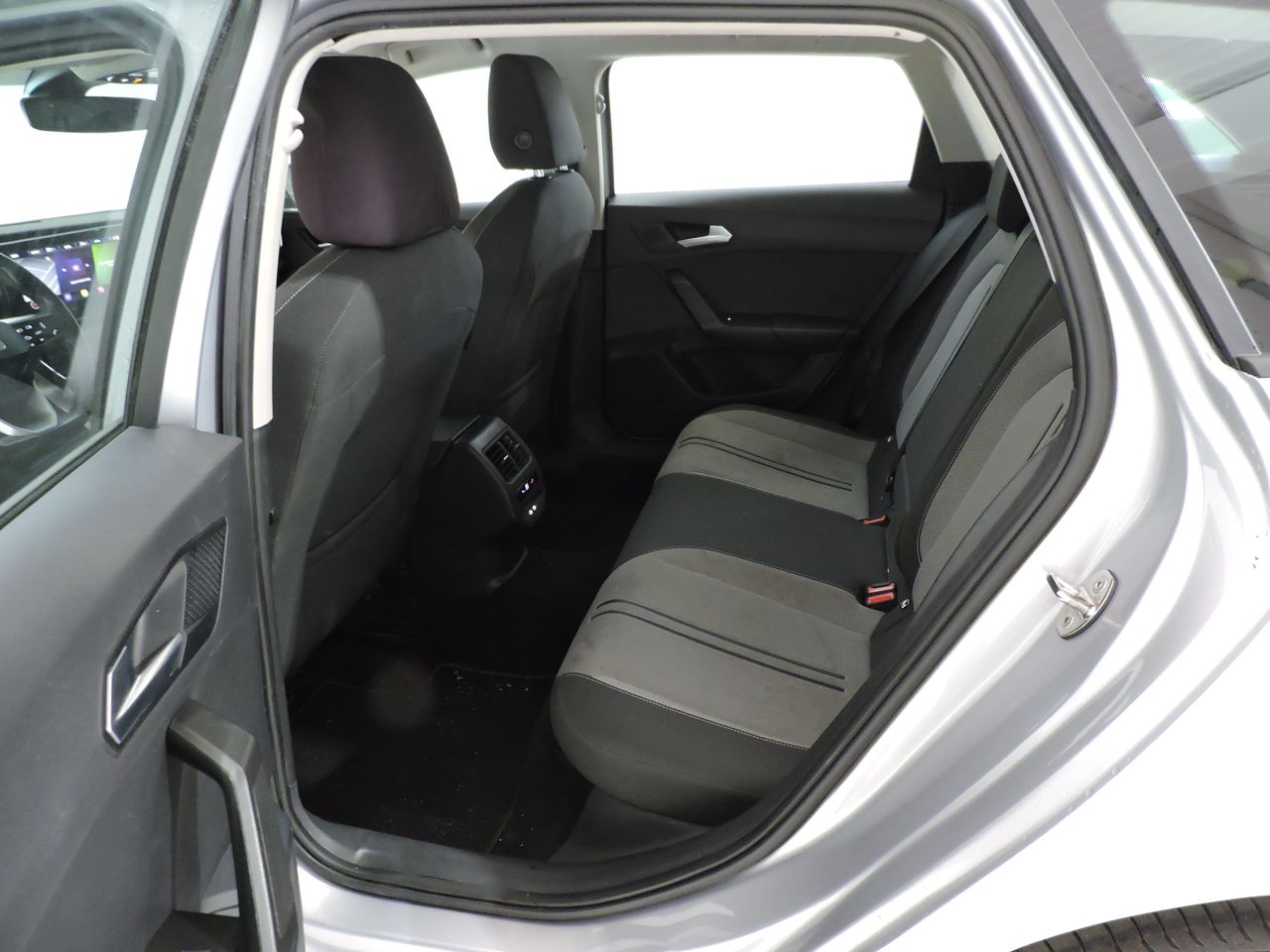 Seat Leon SPORTSTOURER  2.0 TDI 150 DSG S&S STYLE BUSINESS - Foto 15