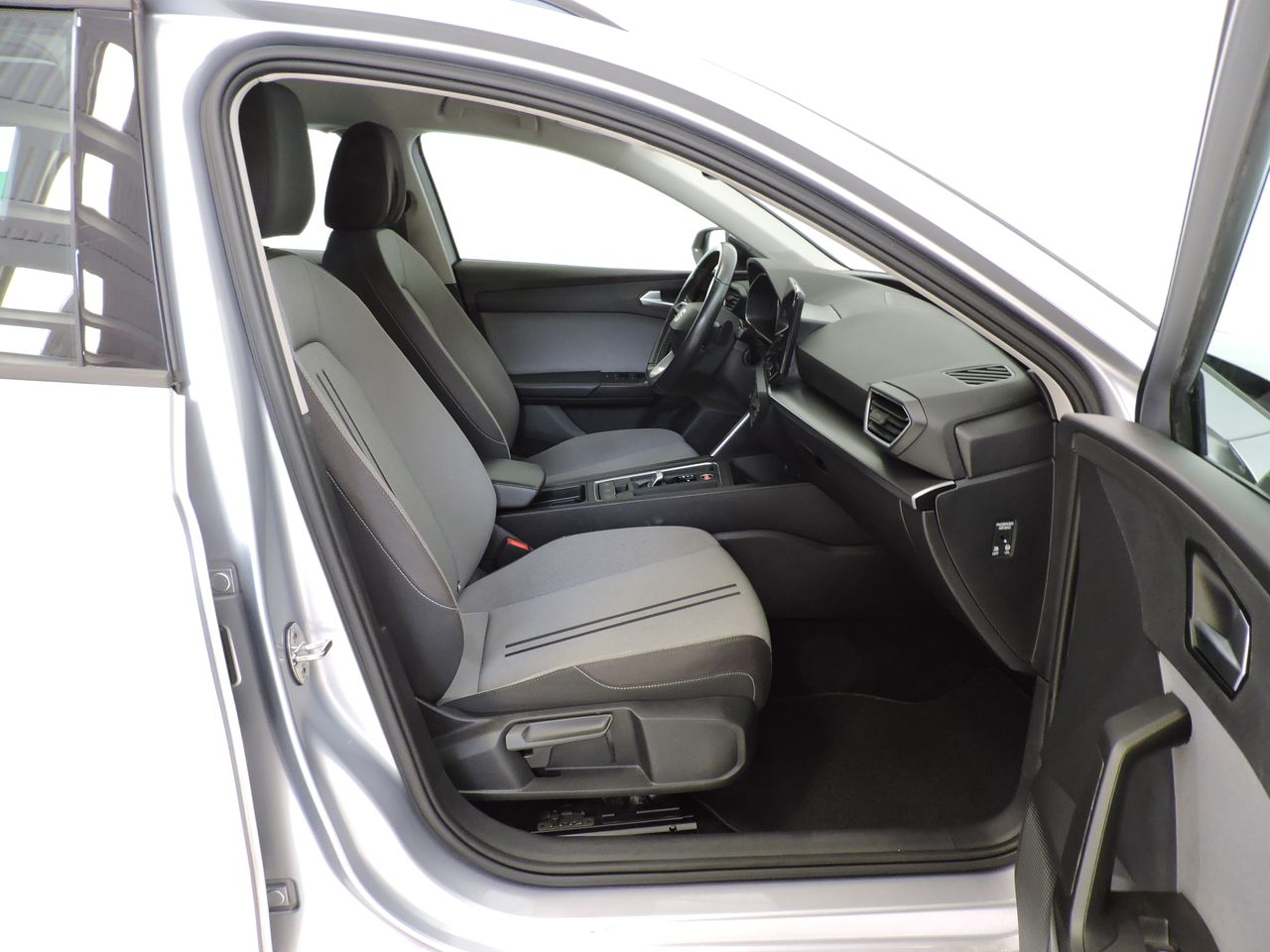 Seat Leon SPORTSTOURER  2.0 TDI 150 DSG S&S STYLE BUSINESS - Foto 10