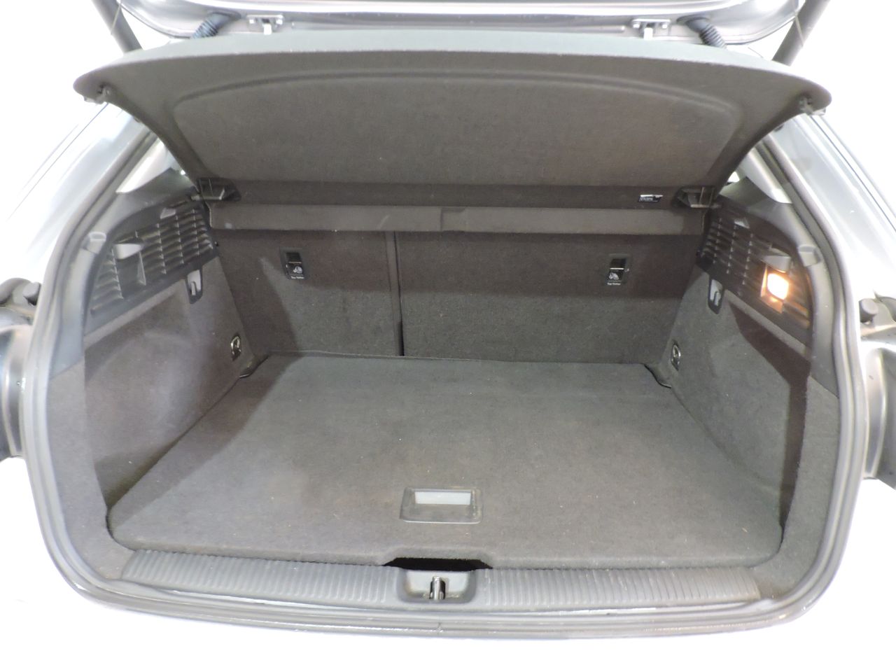 Audi Q2 30 TFSI 115cv 5p - Foto 15