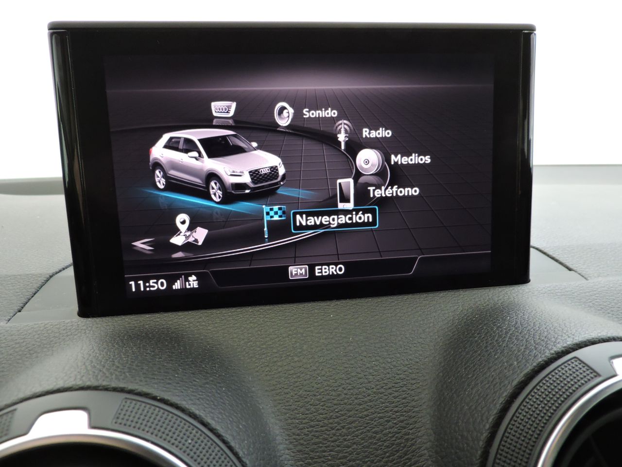 Audi Q2 30 TFSI 115cv 5p - Foto 10