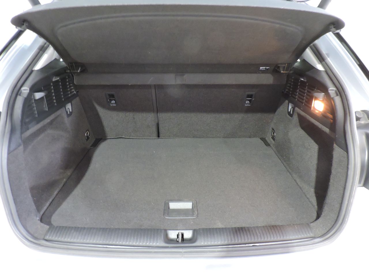 Audi Q2 30 TFSI 115cv 5p - Foto 16