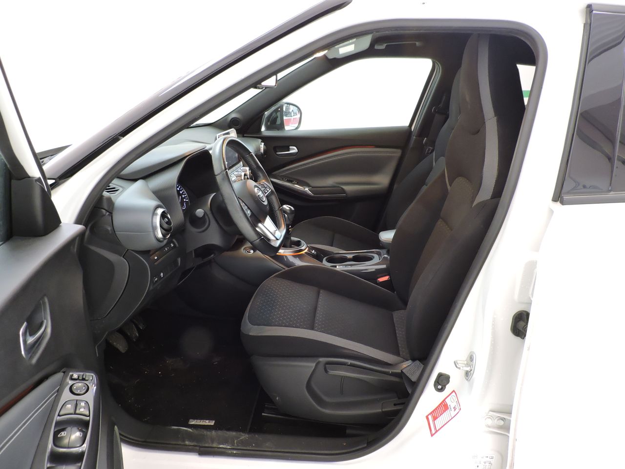 Nissan Juke 1.0 DIG-T 117 N-CONNECTA MT - Foto 12