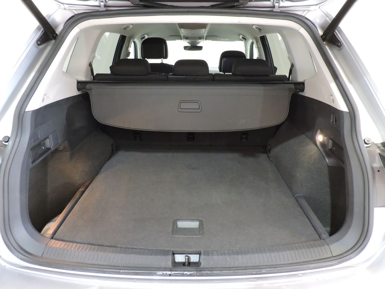 Volkswagen Tiguan Allspace 1.5 TSI ACT DSG7 Comfortline 5p - Foto 16