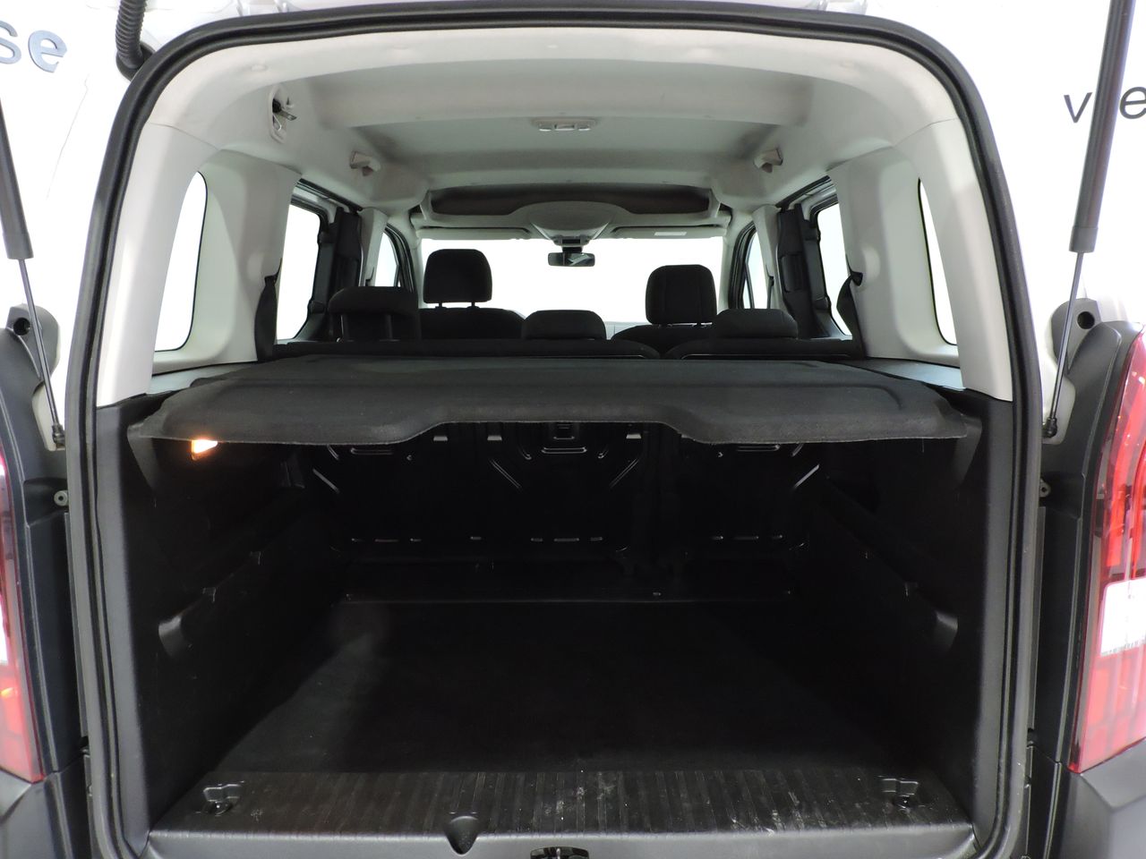 Peugeot Rifter RIFTER SWB DIESEL 1.5 BHDi 102 Std Active S&S 5p - Foto 13