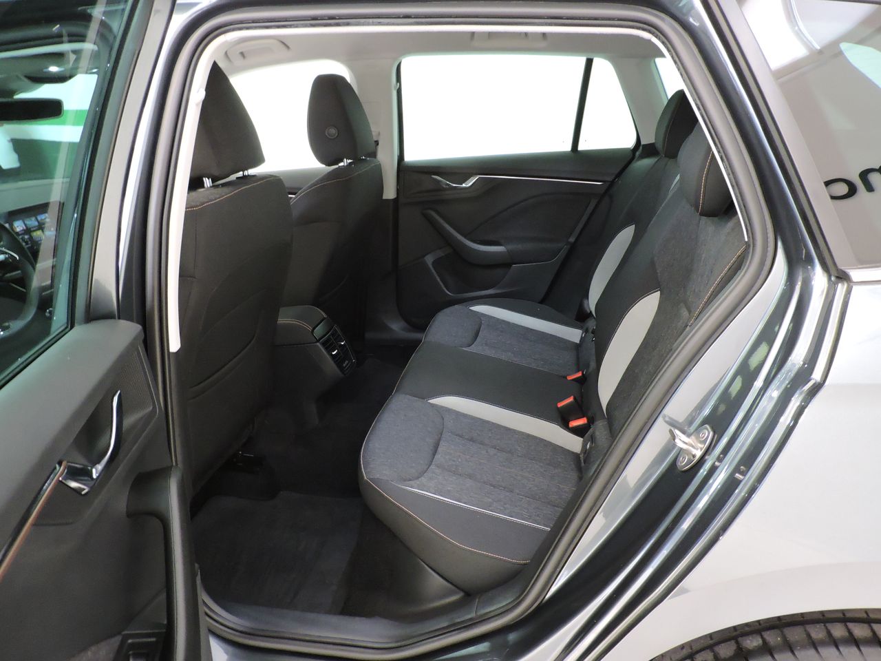 Skoda Kamiq Kamiq 1.6 TDI 85kW 115CV DSG7 Style - Foto 11