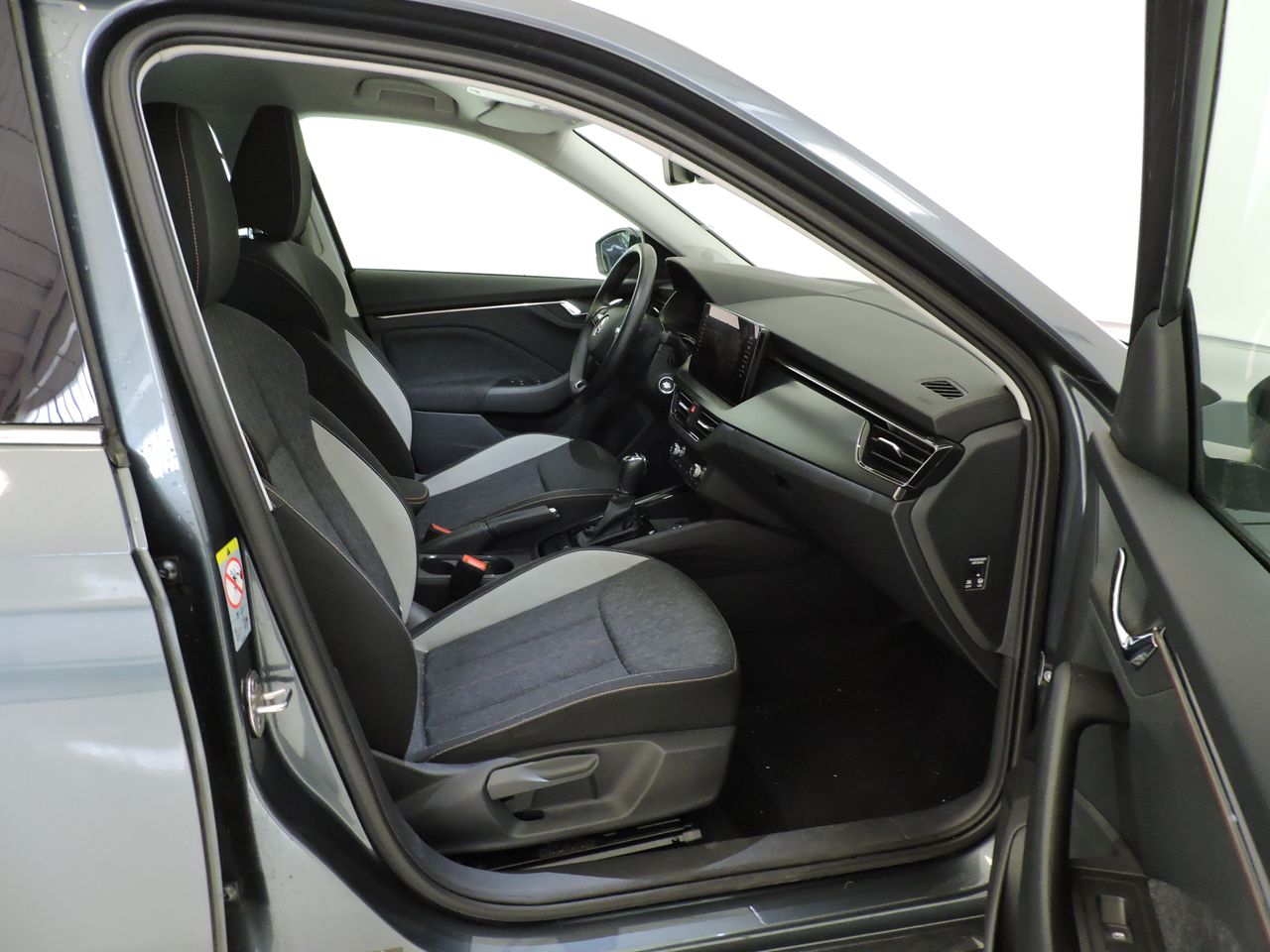 Skoda Kamiq Kamiq 1.6 TDI 85kW 115CV DSG7 Style - Foto 10