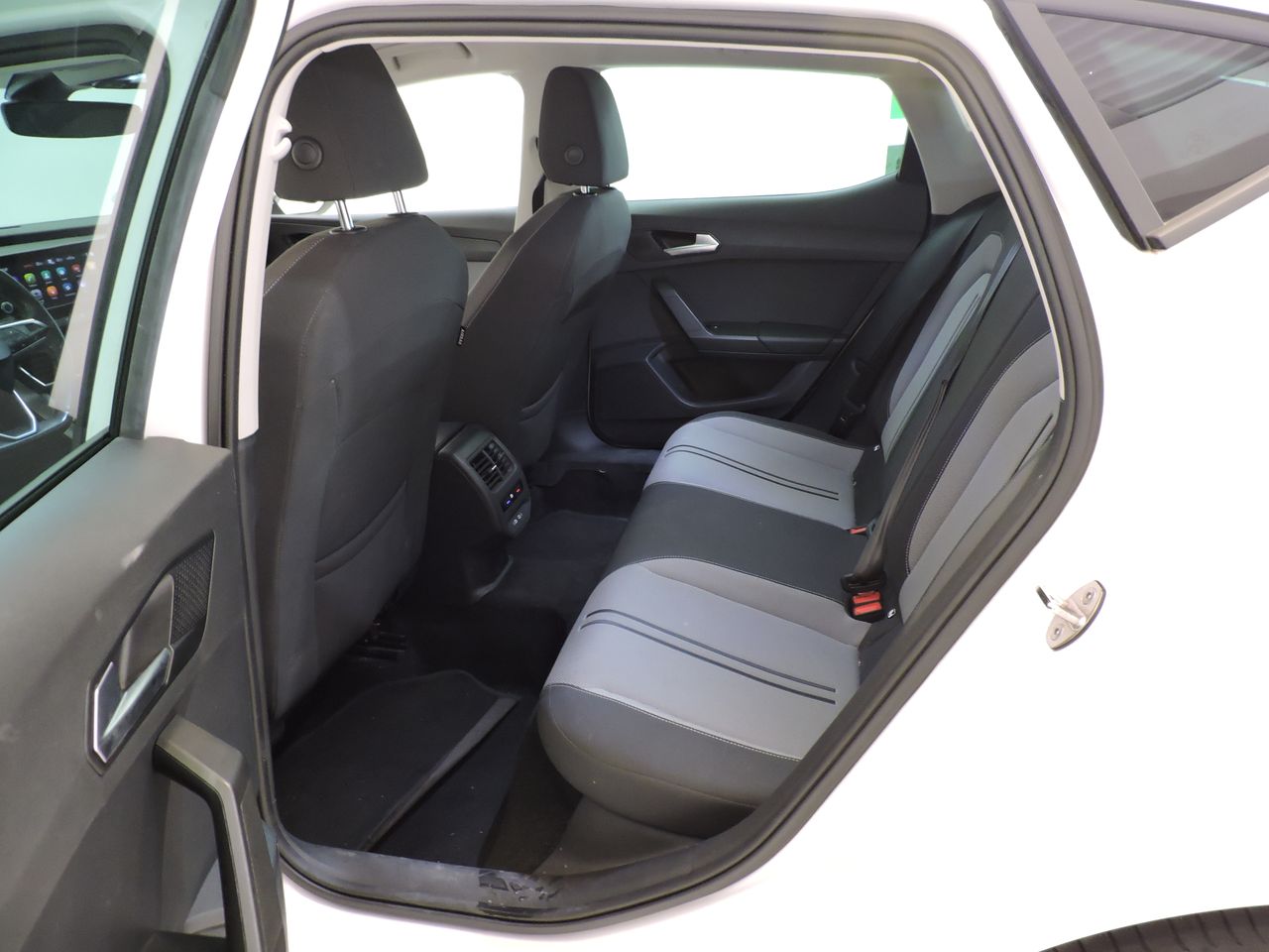 Seat Leon LEON 2.0 TDI 115CV S&S Style Go - Foto 11