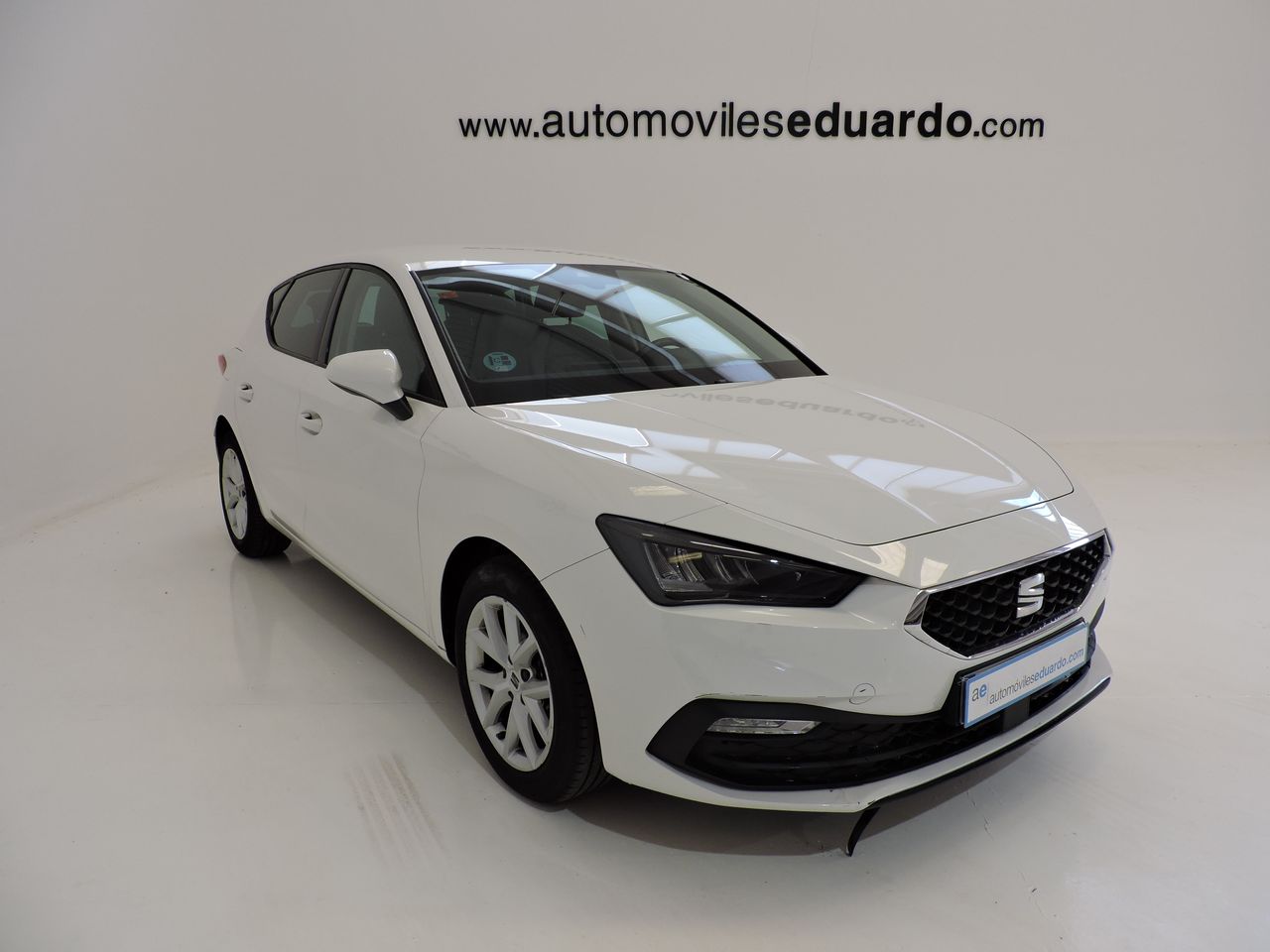 Seat Leon LEON 2.0 TDI 115CV S&S Style Go - Foto 4