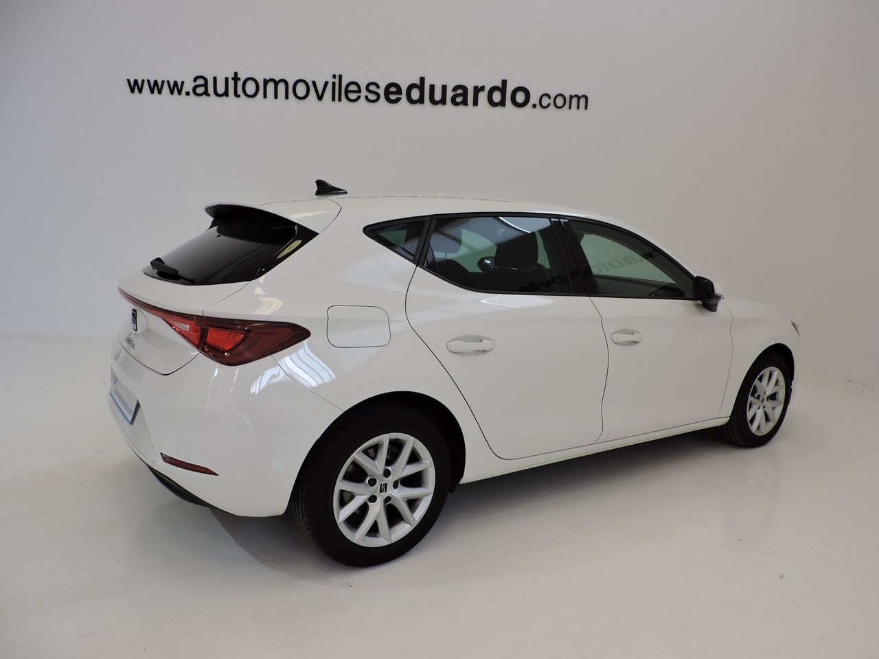 Seat Leon LEON 2.0 TDI 115CV S&S Style Go - Foto 5