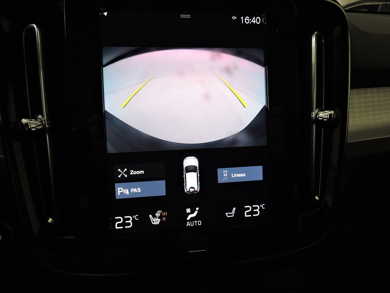 Volvo XC40 T4 RECHARGE GEARTRONIC INSCRIPTION EXPRESSION 5P - Foto 11