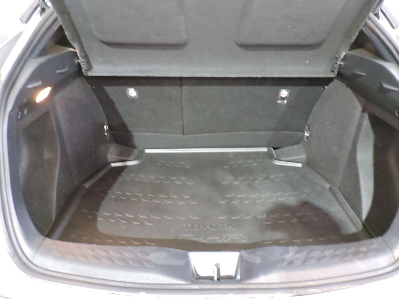 Toyota C-HR 1.8H (122CV) E-CVT BUSINESS - Foto 17