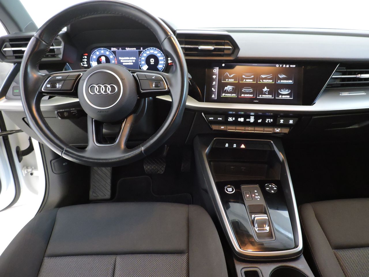 Audi A3 Sportback 30 TFSI 81kW (110CV) S tronic - Foto 8