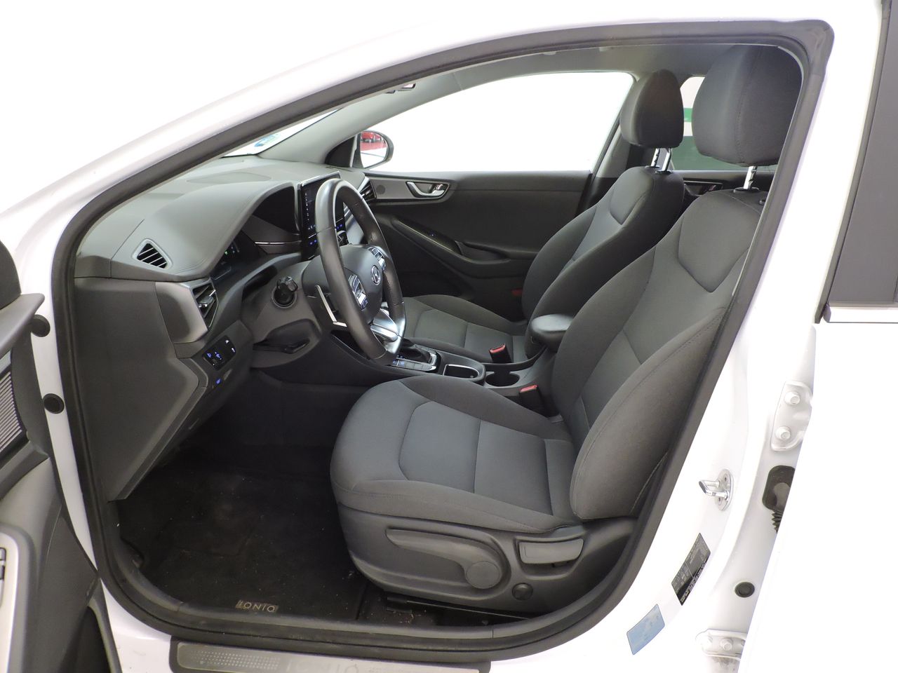 Hyundai IONIQ Híbrido 1.6 GDI 104 kW (141 CV) DCT Tecno - Foto 9