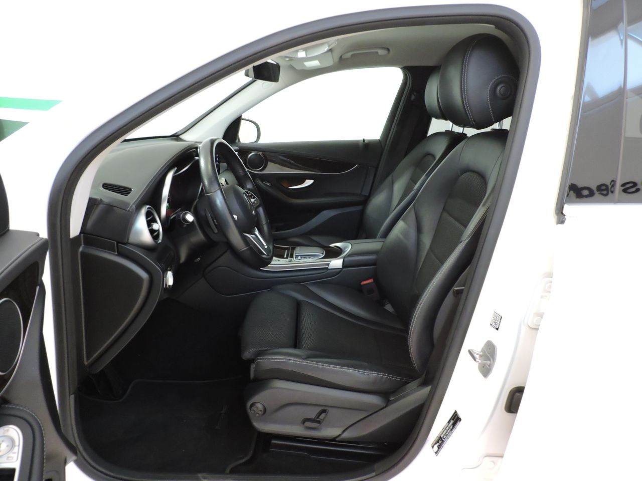 Mercedes Clase GLC 300 e Business Line 4Matic - Foto 9