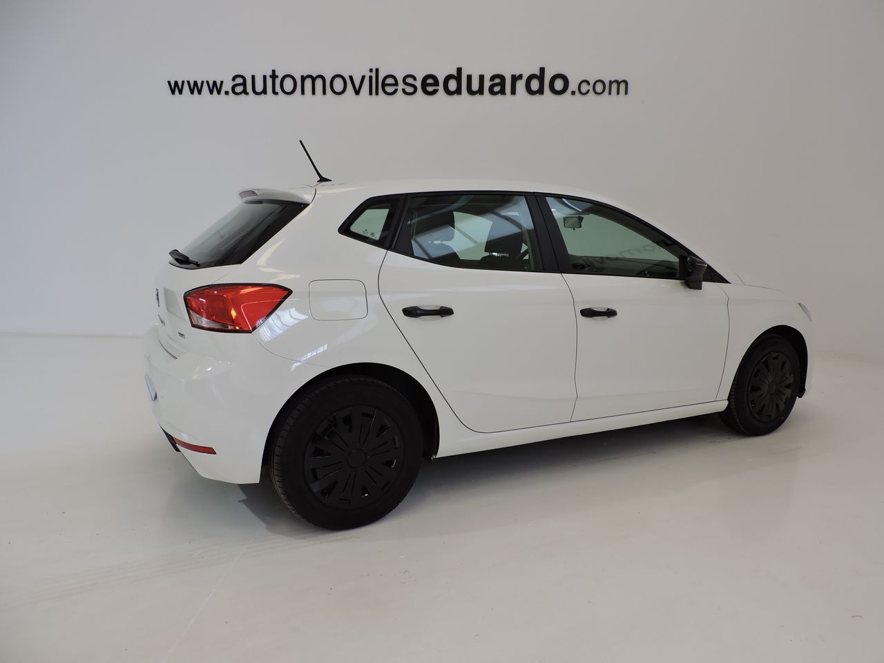 Seat Ibiza IBIZA REFERENCE 1.0 90CV GNC - Foto 4