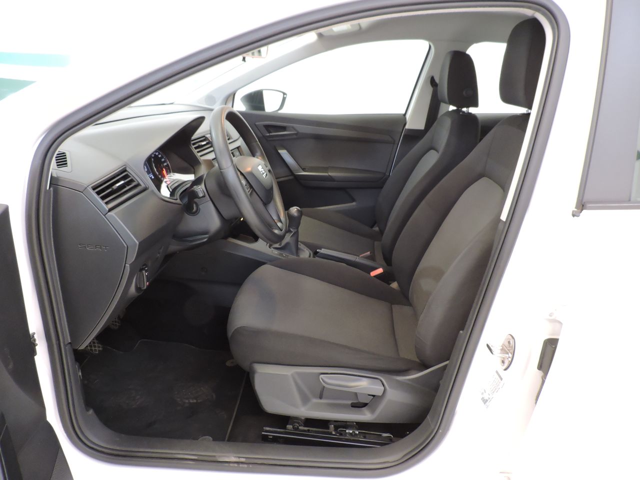 Seat Ibiza IBIZA REFERENCE 1.0 90CV GNC - Foto 9