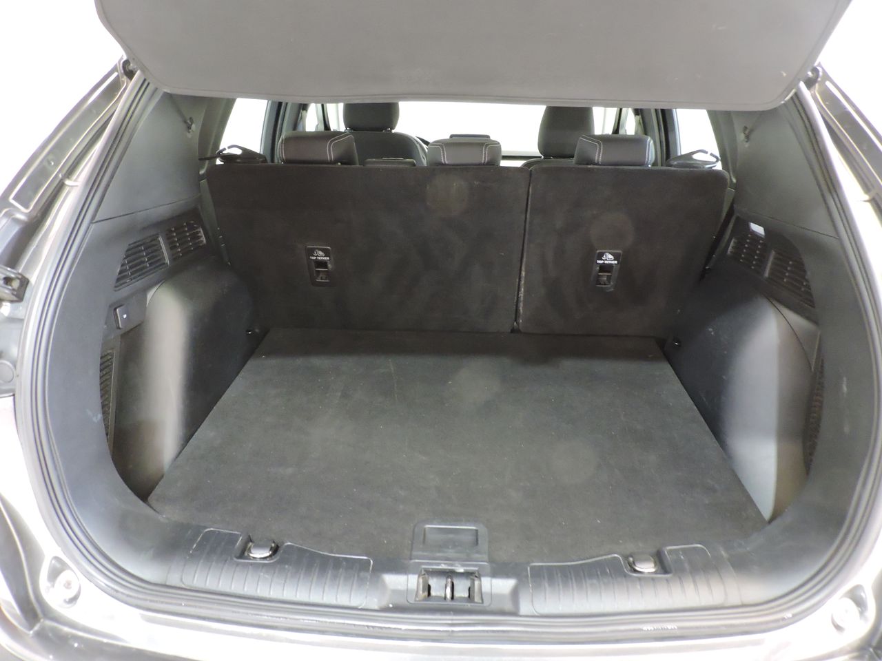 Ford Kuga 2.5 Duratec 225 PHEV Pshift Titanium - Foto 17