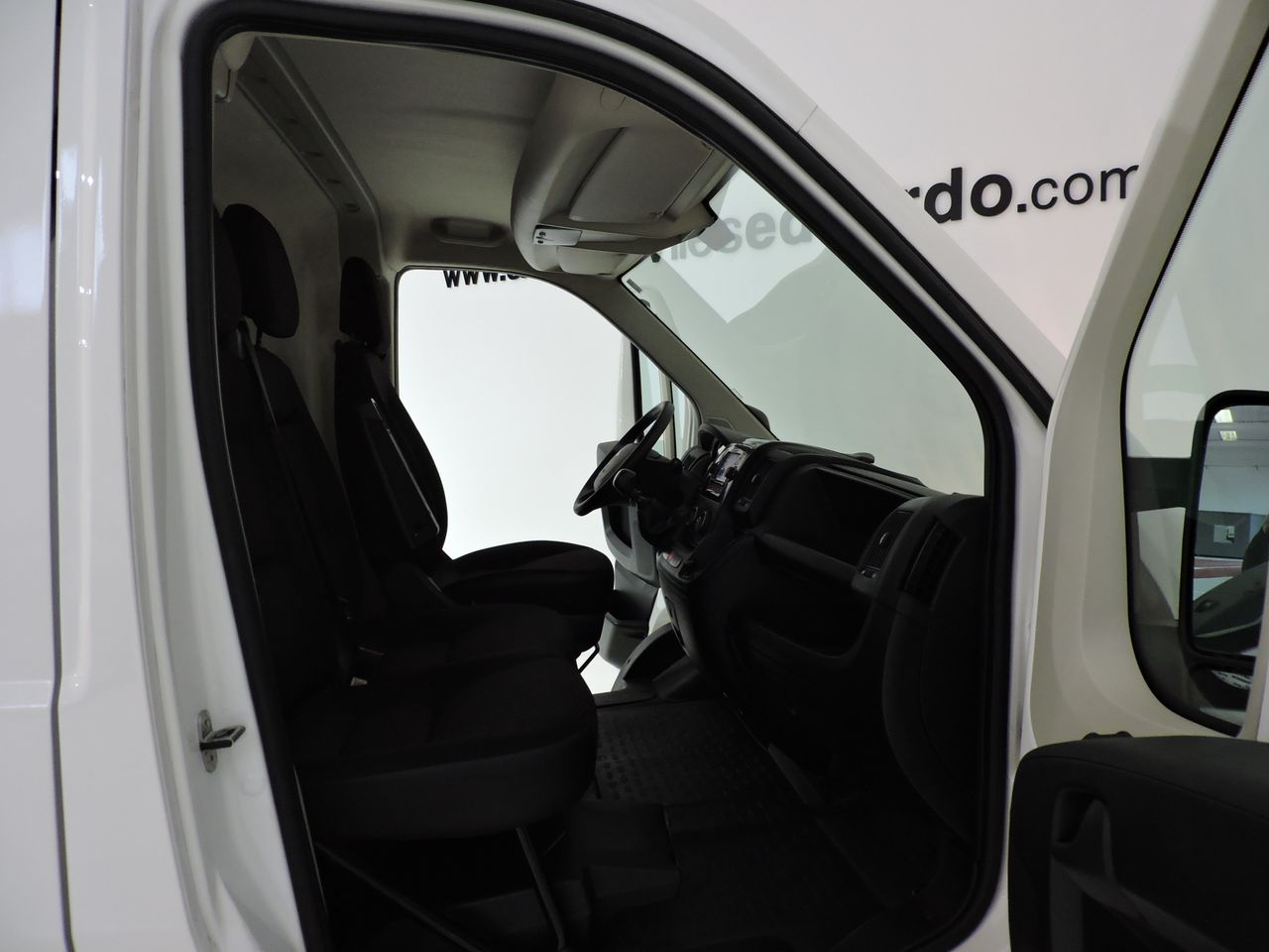 Peugeot Boxer BOXER FURGON 2.2BLUEHDI L1H1 S&S - Foto 11