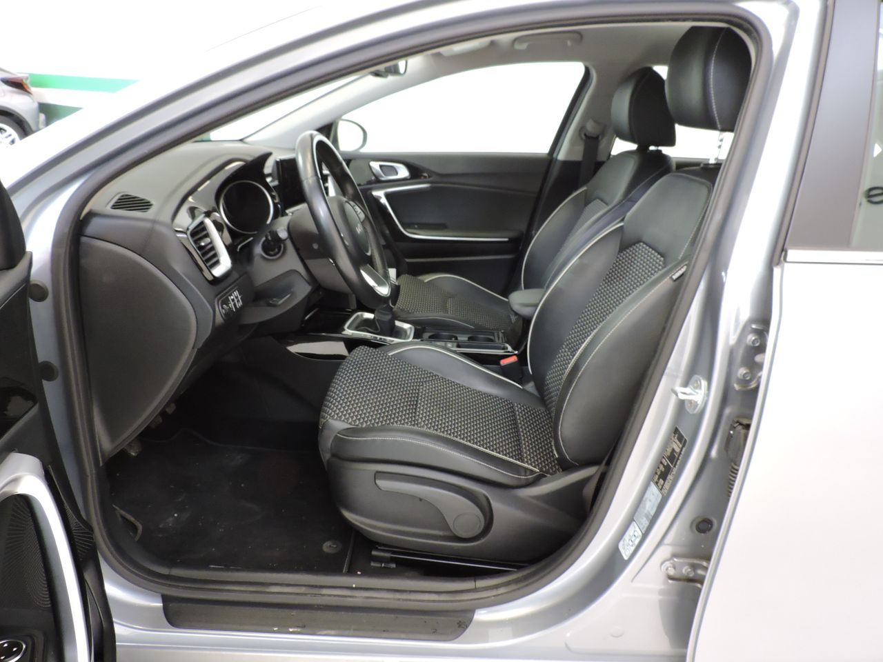 Kia Ceed CEE´D 1.0 T-GDI PULSE - Foto 9