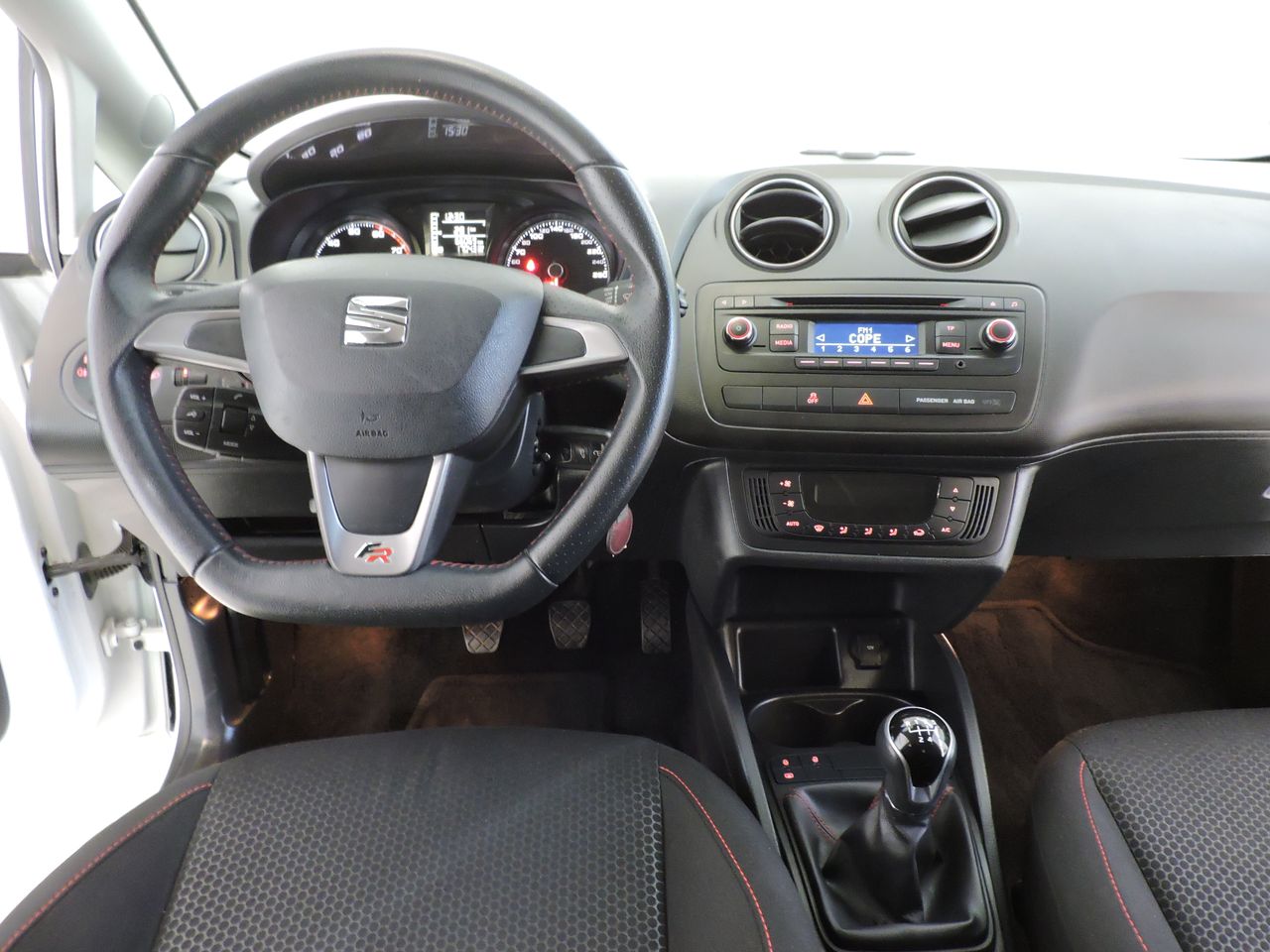 Seat Ibiza 5p 1.2 TSI 105 CV FR - Foto 8