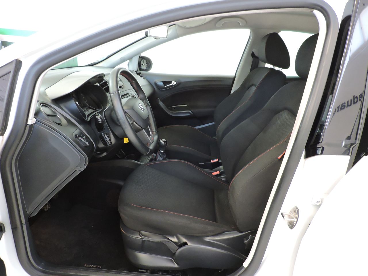 Seat Ibiza 5p 1.2 TSI 105 CV FR - Foto 9