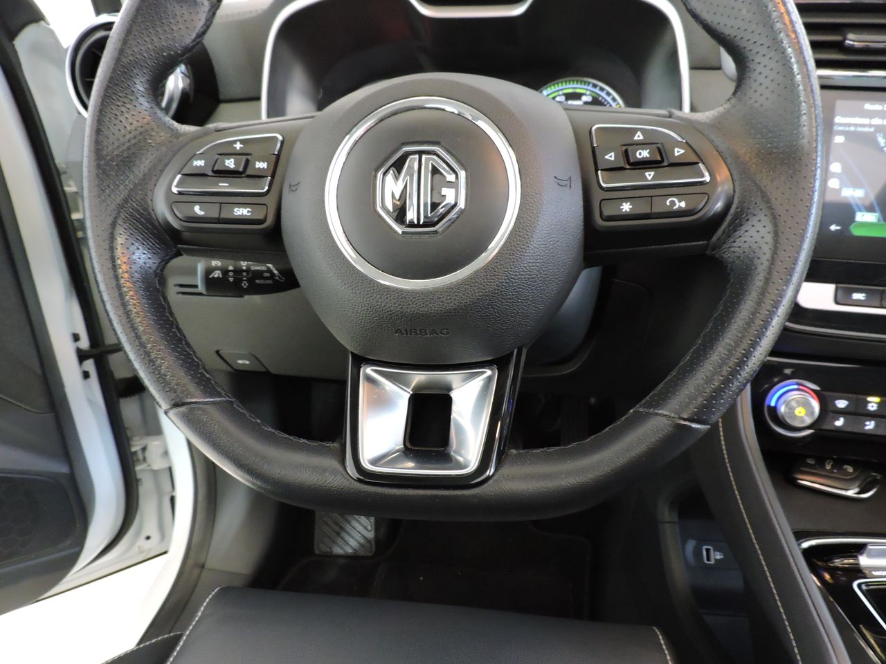 MG ZS EV Luxury - Foto 12