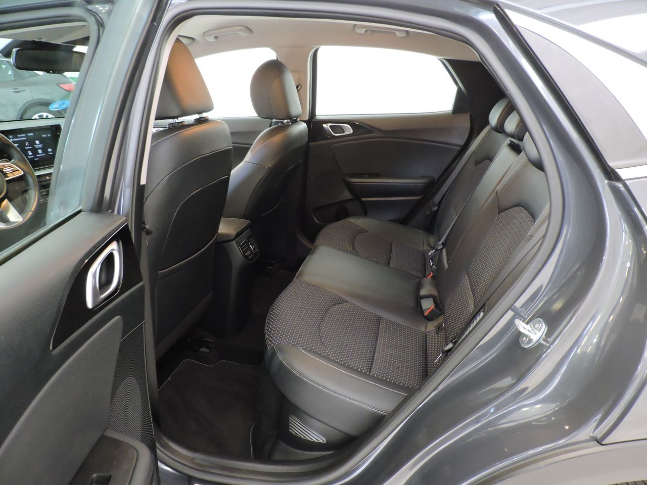 Kia XCeed 1.6 GDi PHEV 104kW (141CV) eDrive - Foto 15