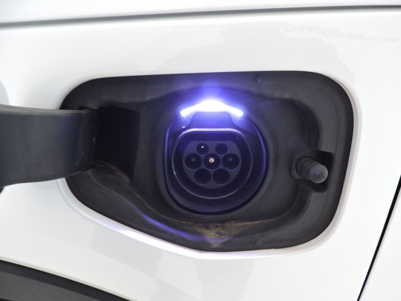 Volvo XC40 1.5 T4 PHEV 129CV INSCRIPTION EXPRESSION 5P - Foto 17