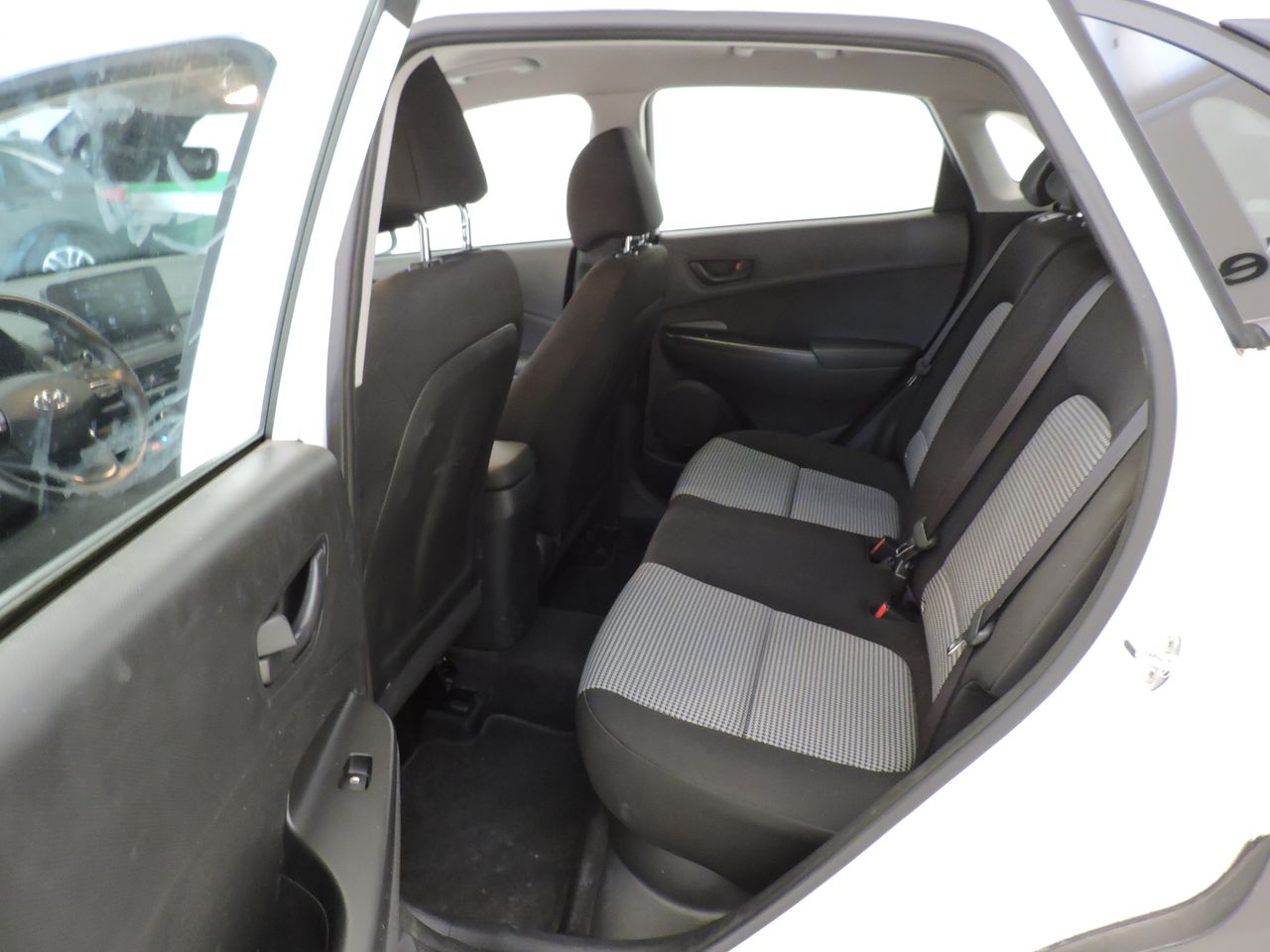 Hyundai Kona 1.0 T-GDI 88 kW (120 CV) 4x2 Klass - Foto 11