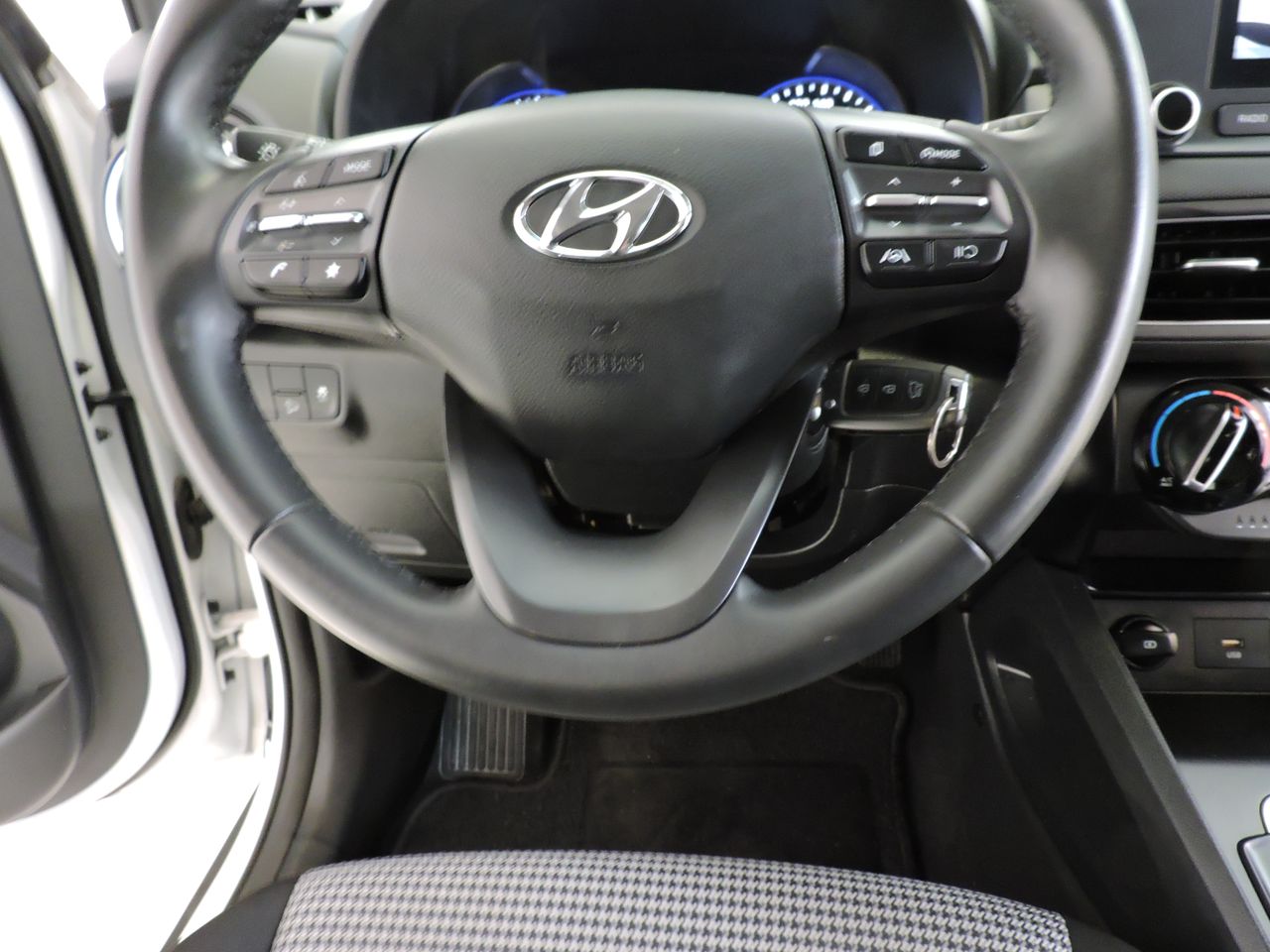 Hyundai Kona 1.0 T-GDI 88 kW (120 CV) 4x2 Klass - Foto 12