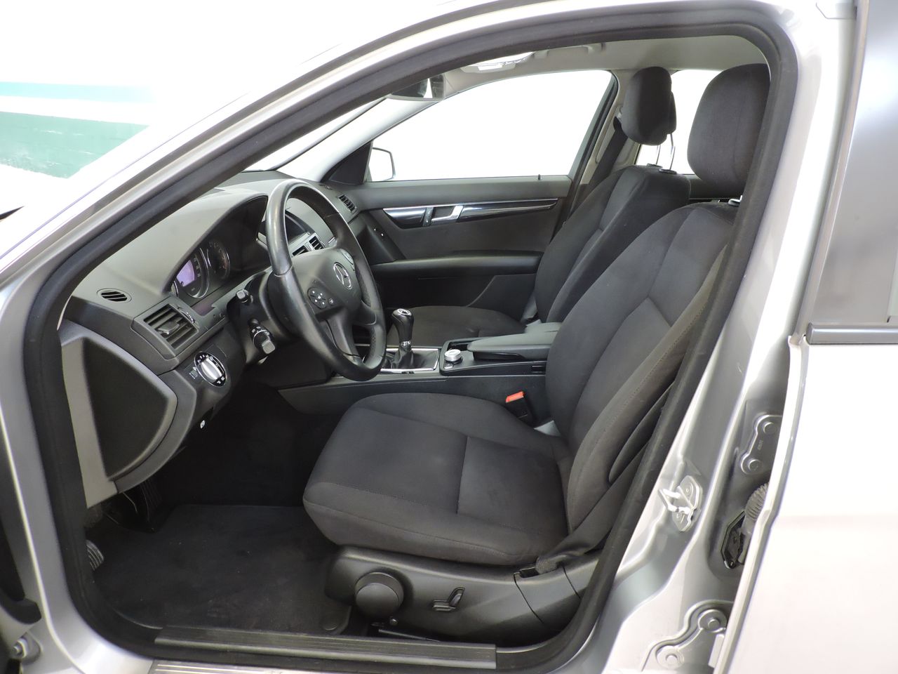 Mercedes Clase C C 180 K BlueEFFICIENCY Berlina - Foto 9