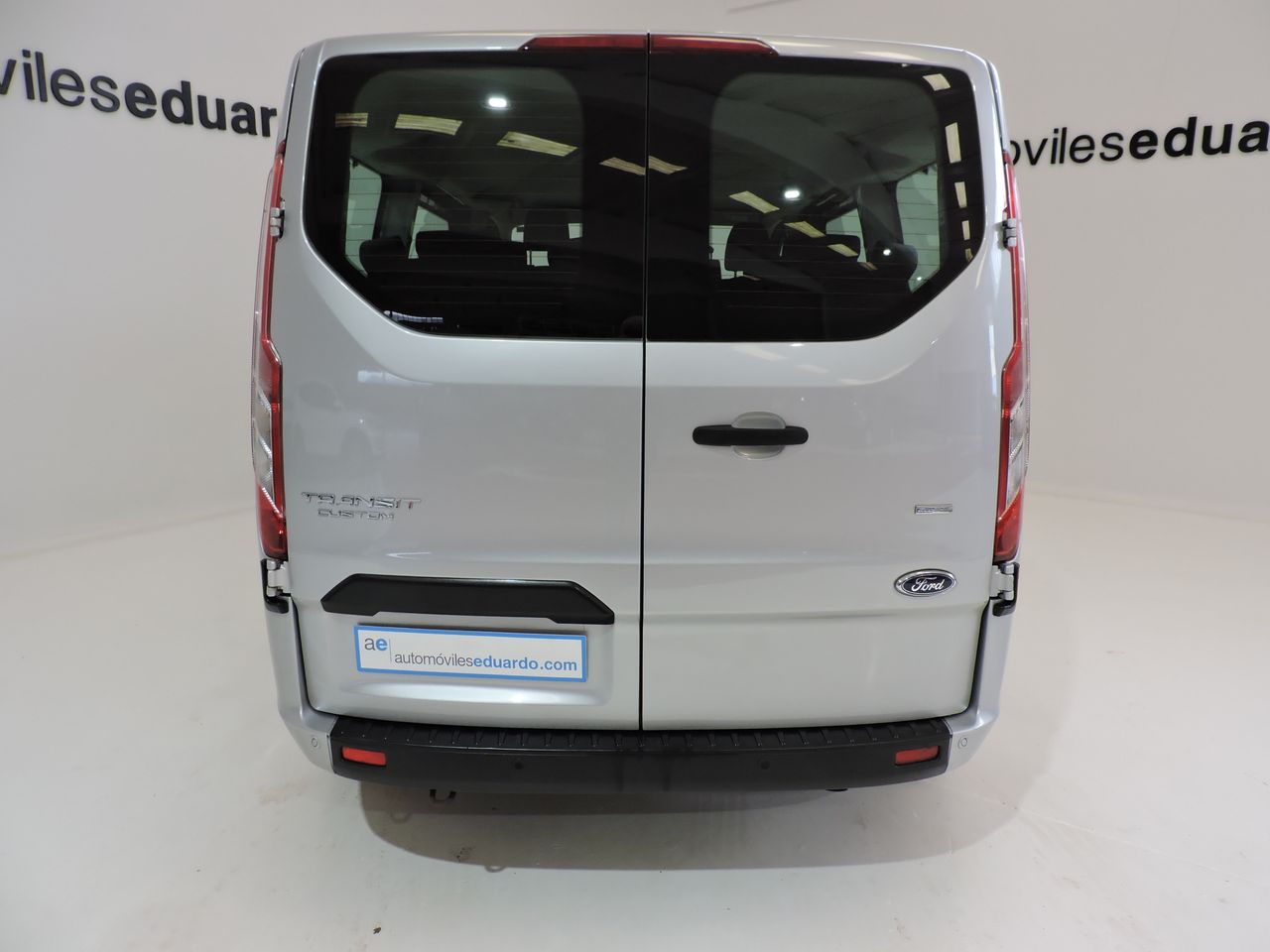 Ford Transit Custom Combi 320 L1 Trend 2.0 130CV9PLAZAS - Foto 6