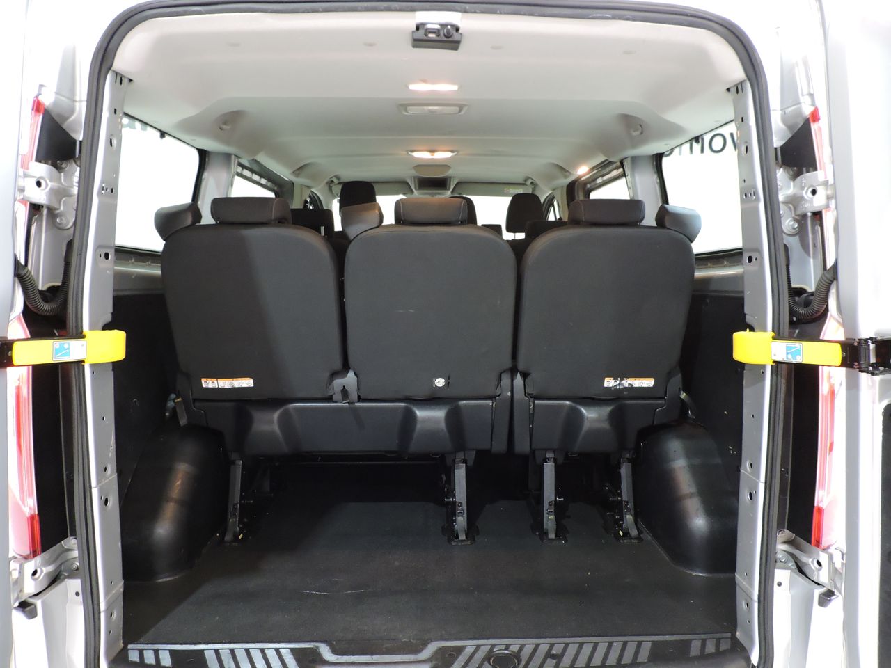 Ford Transit Custom Combi 320 L1 Trend 2.0 130CV9PLAZAS - Foto 14