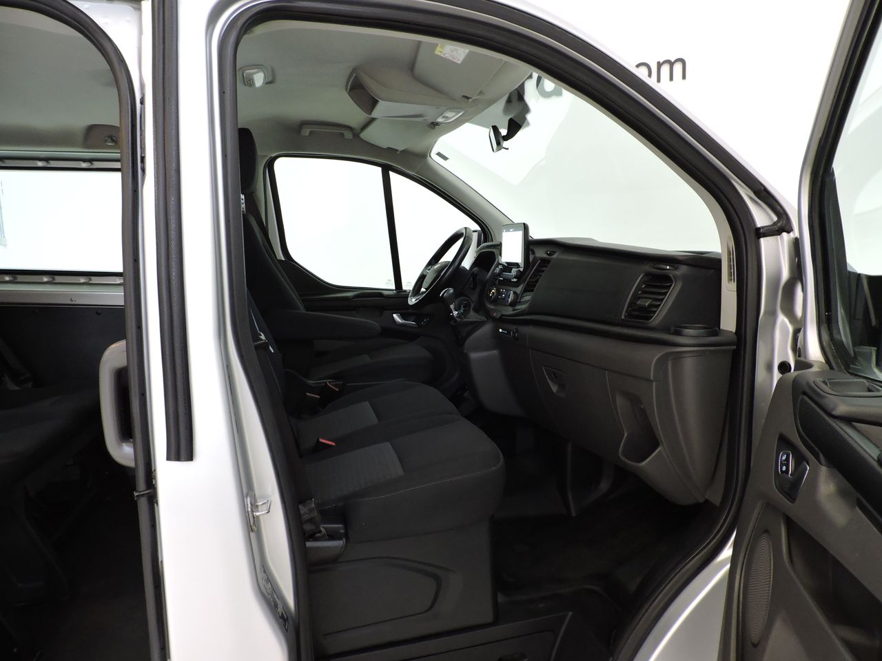 Ford Transit Custom Combi 320 L1 Trend 2.0 130CV9PLAZAS - Foto 10