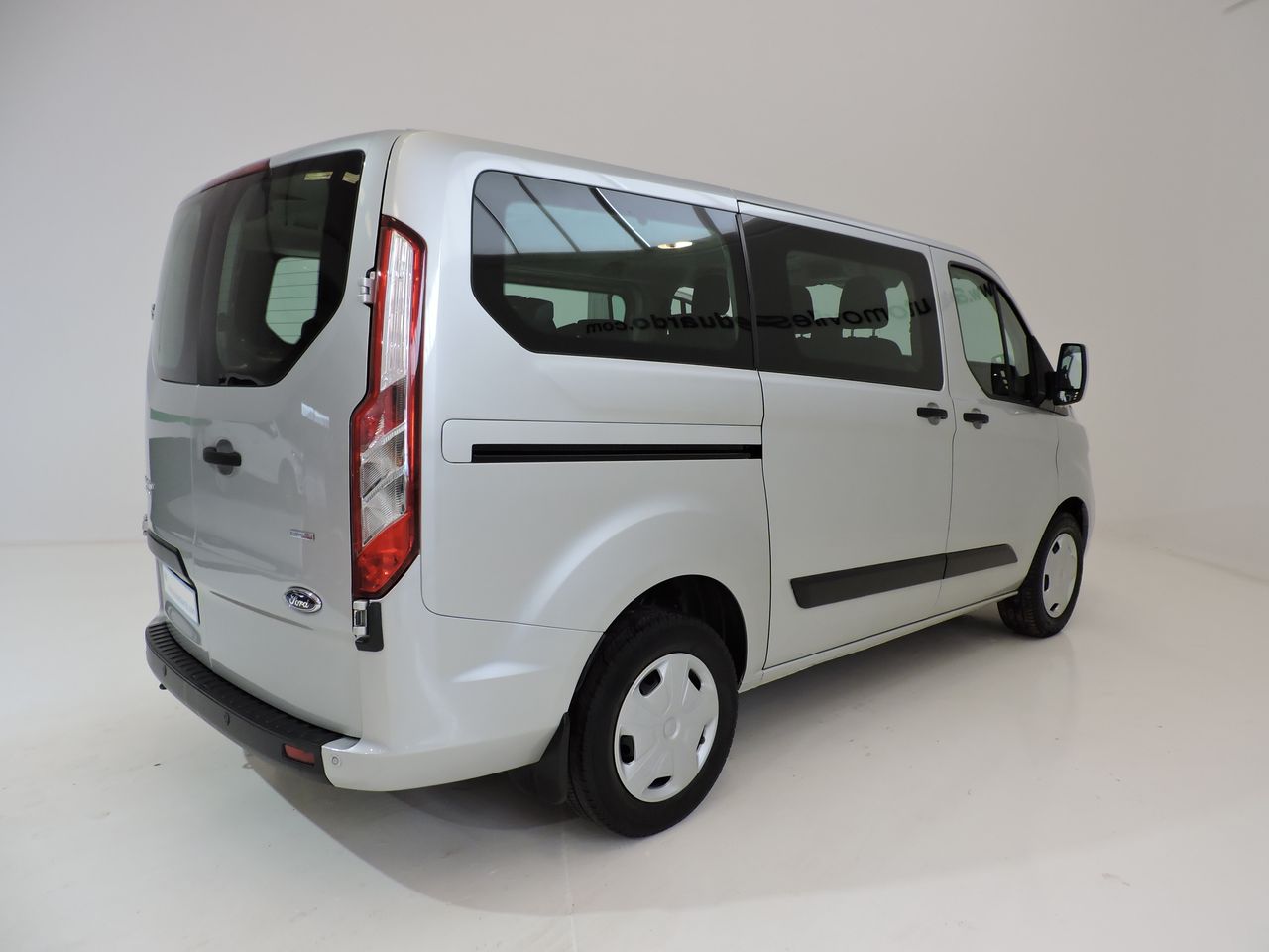 Ford Transit Custom Combi 320 L1 Trend 2.0 130CV9PLAZAS - Foto 5