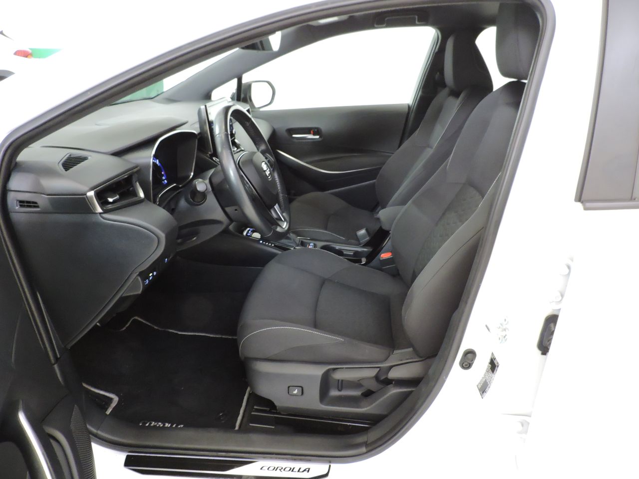 Toyota Corolla Hybride 122h Dynamic Business Beyond Zer - Foto 9