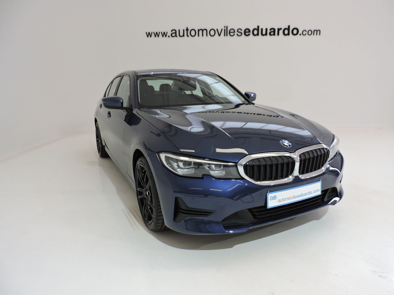 BMW Serie 3 318d - Foto 4