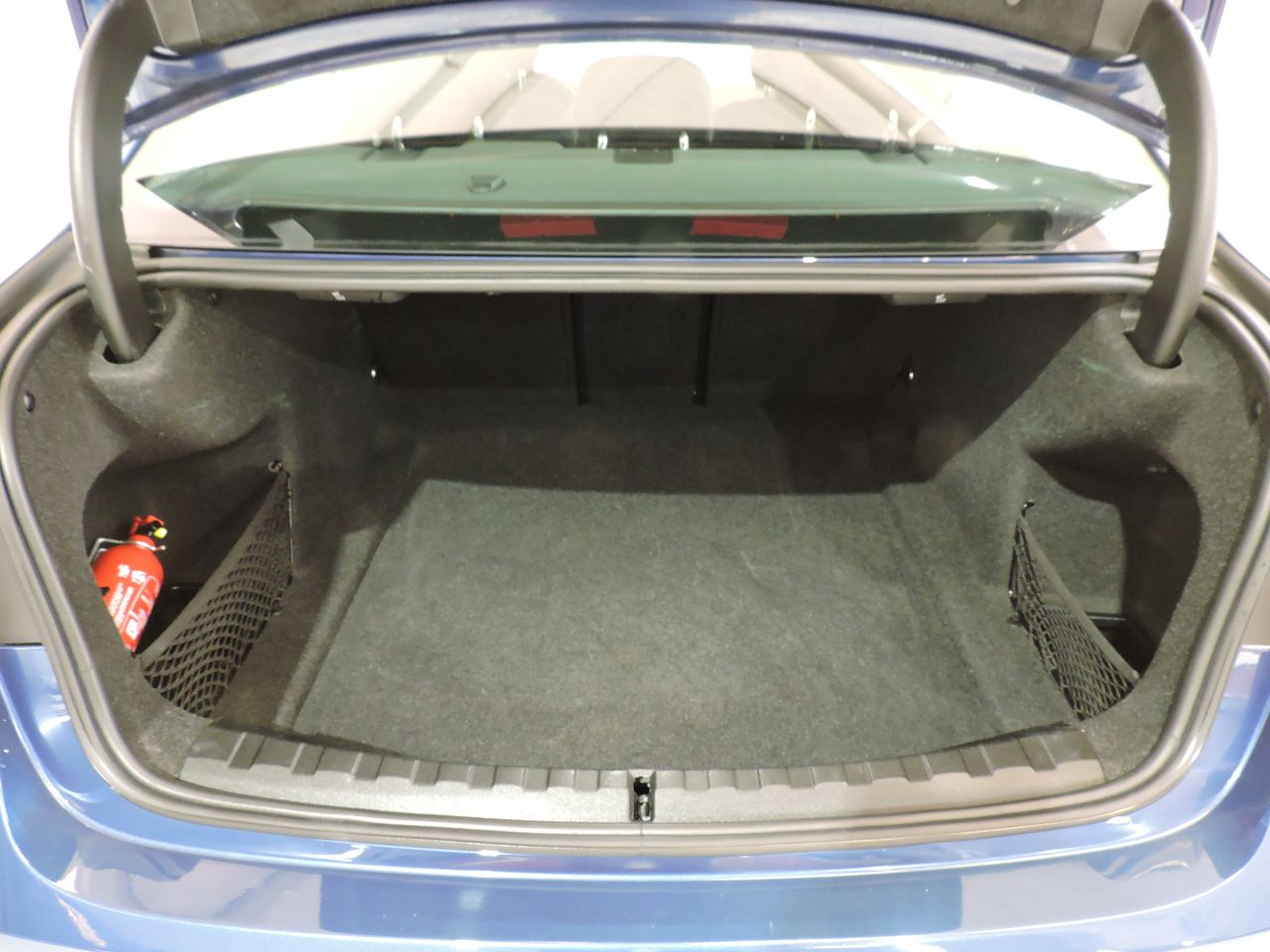 BMW Serie 3 318d - Foto 15